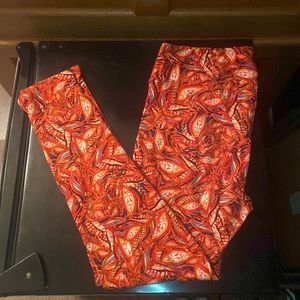 LulaRoe paisley leggings TC1